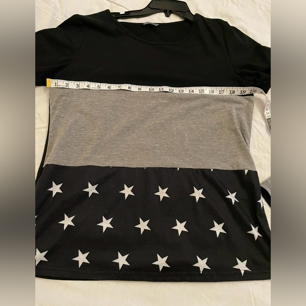 Colorblock Short Sleeve Tee-L - Picture 3 of 10